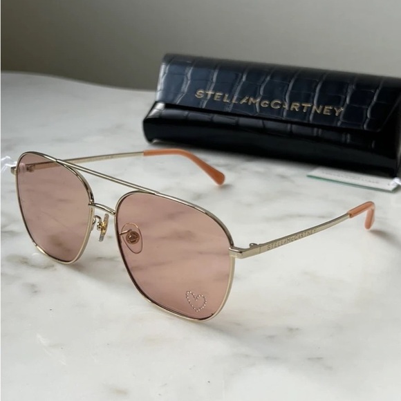 Stella McCartney Accessories - NWT Stella McCartney Aviator Sunglasses